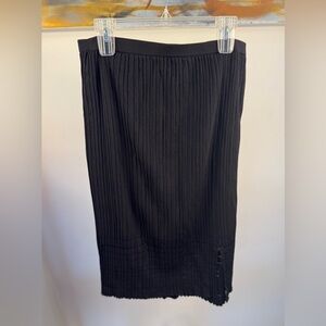 Nic+Zoe Black Ribbed Knit Midi Skirt – Size M